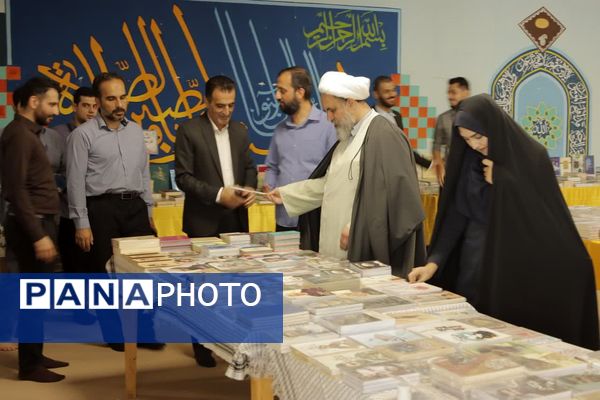 نمایشگاه «کتاب طلوع» در سرای دانشجویی پردیس آیت الله خامنه‌ای گرگان