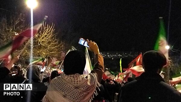 از پیر تا کودک برای حفظ وطن آمدند-۲
