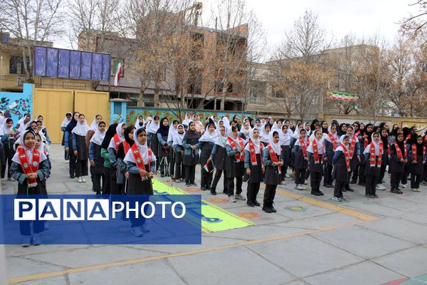 آغاز بهار دانایی در دهه فجر و افتتاح بسته ایرانمون در مدرسه نسترن سملقان