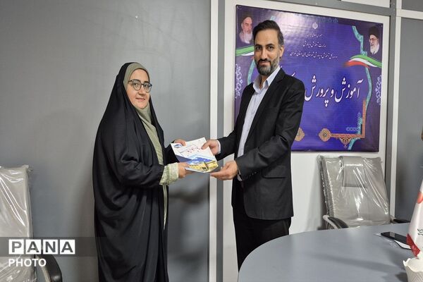 تقدیر از همکاران معین آموزشی مدارس