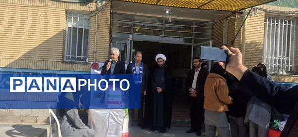 انتخابات شورای دانش آموزی در دبیرستان دخترانه امید 