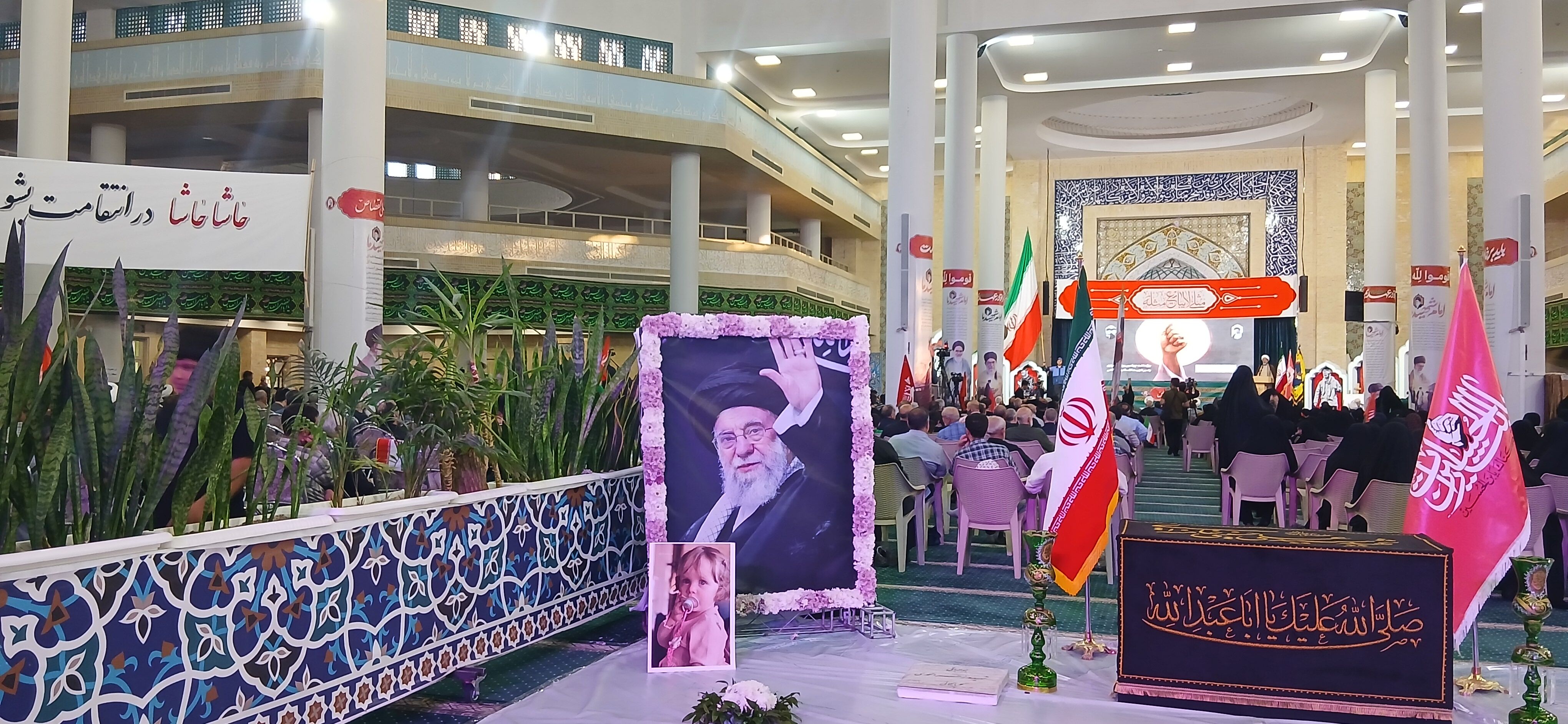 آیین بزرگداشت رهبر شهید انقلاب اسلامی در مصلای خاتم‌الانبیا(ص) زنجان 