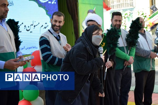 عطر رضوی در جشن نیمه شعبان مدرسه حکمت