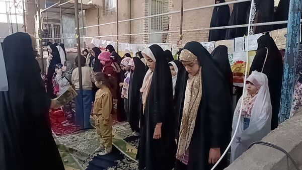 نمازجمعه عبادی و سیاسی هفته دوم بهمن ماه
