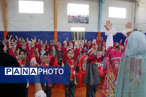 برگزاری جشن شکوفه ها کلاس اولی‌ در شهرستان جاجرم