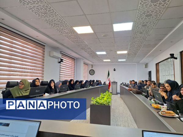 کارگاه تخصصی هوش مصنوعی در ناحیه 6 مشهد