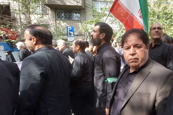 حضور فرهنگیان منطقه ۵ در آیین وداع با رهبر شهید انقلاب، جلوه‌ای از وفاداری به آرمان‌های انقلاب بود