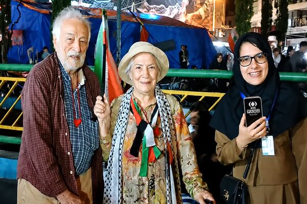 ایران قلب جهان است