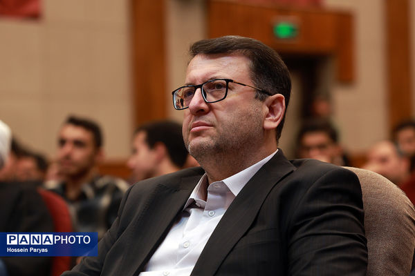 افتتاحیه پانزدهمین کنگره اتحادیه انجمن‌های اسلامی دانش‌آموزان با محوریت «پیوند دین و دانش»