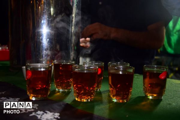برپایی موکب رهبری و بازسازی نقشه تنگه هرمز در پارک آزادشهر یزد