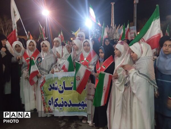 اجتماع باشکوه دختران و بانوان شهرستان قروه 