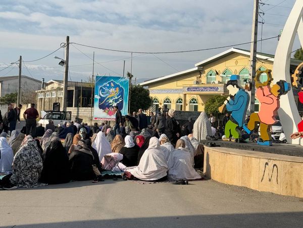 اقامه نماز عید فطر در ایزدشهر