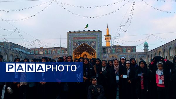 کاروان زیارتی دختران حضرت زهرا (س) در مشهد مقدس 
