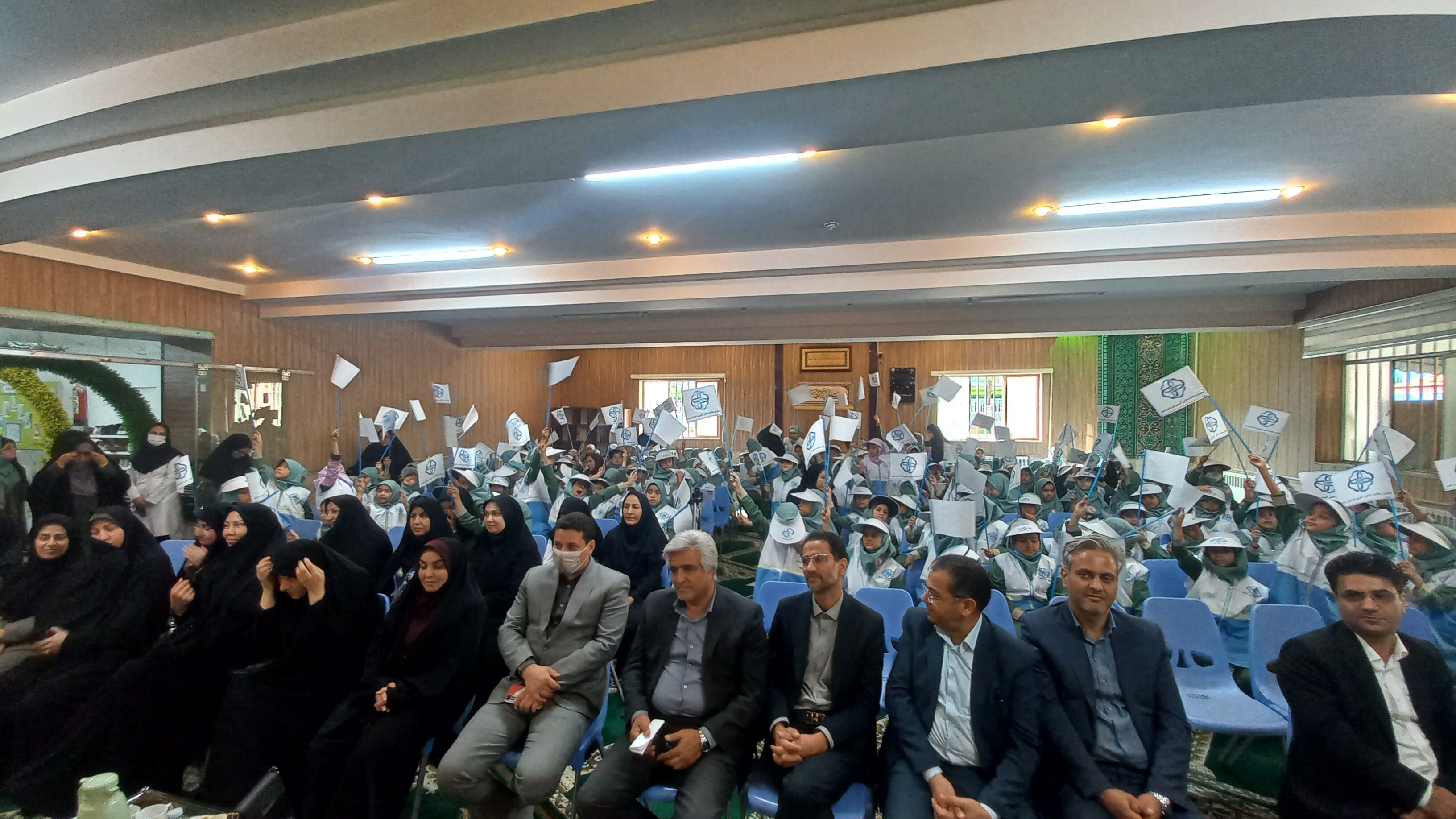 آئین افتتاحیه برنامه سفیران سلامت دانش آموزی استان خراسان رضوی در دبستان شاهد تحقیقی ناحیه ۶