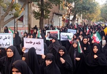 جاماندگان تشییع اسکو، هم‌صدا با امت در سوگ قائد شهید 