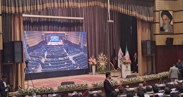 آیین نکوداشت خیر مدرسه ساز عبدالرضا وکیلی با حضور وزیر آموزش و پرورش در نیشابور 