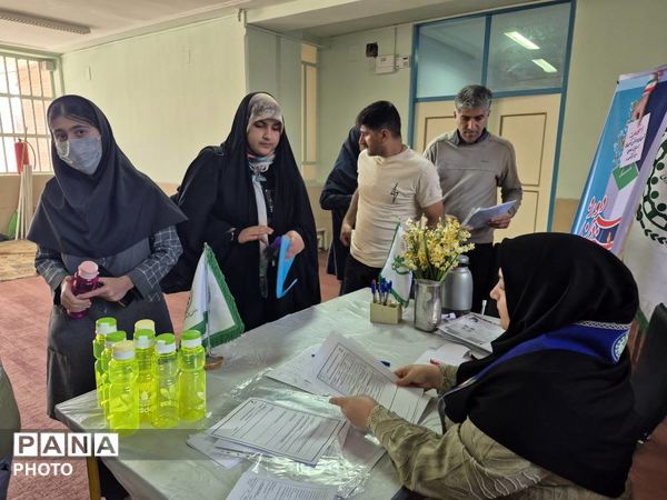 پذیرش رؤسای شورای دانش‌آموزی انتخابات استانی دختران در فارس