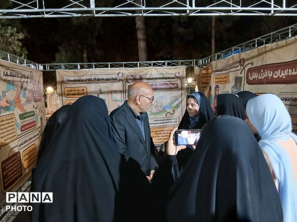 غرفه «باانرژی‌ها» ؛ مسئولیت‌پذیری و مشارکت اجتماعی