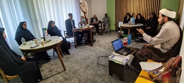 نشست معاونین پرورشی متوسطه اول مدارس ناحیه ۳ مشهد