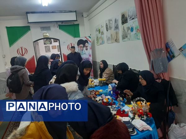 برپایی بازارچه مشاغل خانگی در کانون امید انقلاب