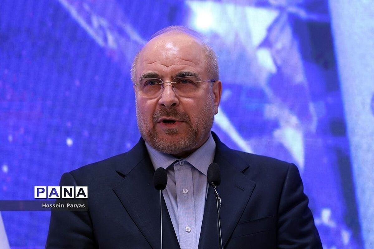 یک دهه توجه به آموزش و پرورش، کشور را در مسیر صحیح قرار می‌دهد