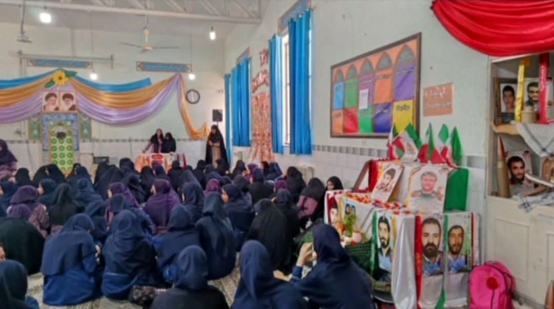 برگزاری مراسم بزرگداشت سالروز عملیات طوفان‌الاقصی در دبیرستان دخترانه علوم و معارف اسلامی صدرا