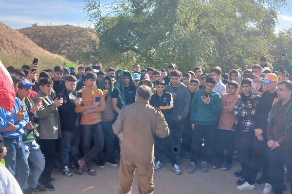 اعزام دانش‌آموزان پسر ناحیه ۲ بهارستان به سرزمین نور