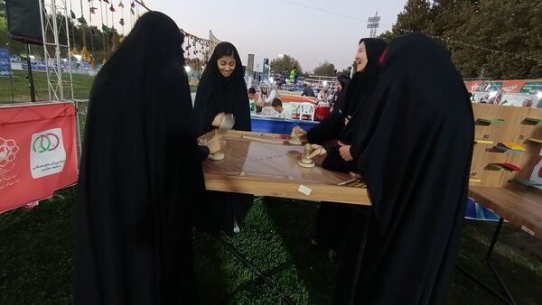 فعالیت گروه ورزشی راک موو در جشنواره خانواده ورزش