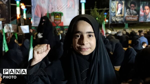 دهه نودی های پای انقلاب