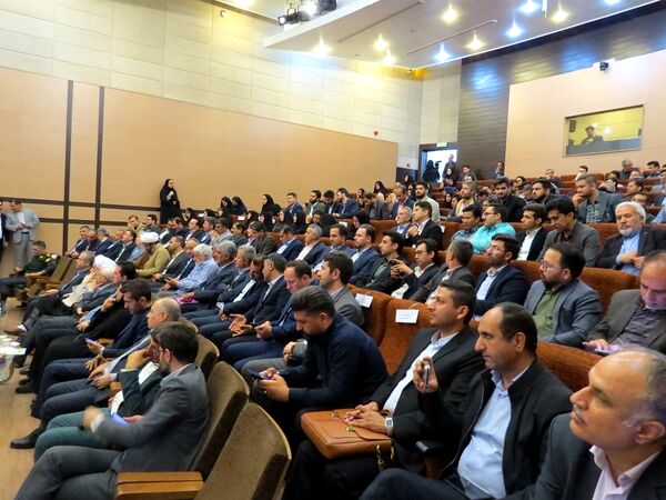آیین تجلیل از معلمان نمونه استانی در بجنورد