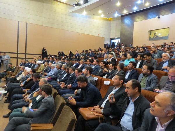 آیین تجلیل از معلمان نمونه استانی در بجنورد