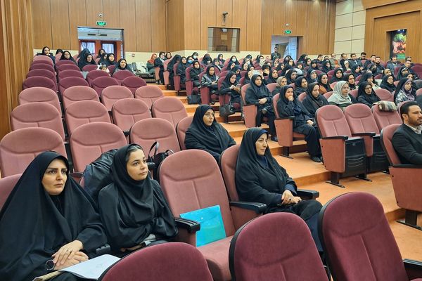 همایش فصلی مدیران مدارس شهرستان پردیس 