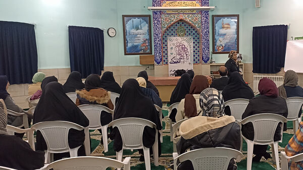 آموزش خانواده در دبستان فطرت؛ گامی مؤثر برای تربیت صحیح فرزندان و مدیریت پرخاشگری
