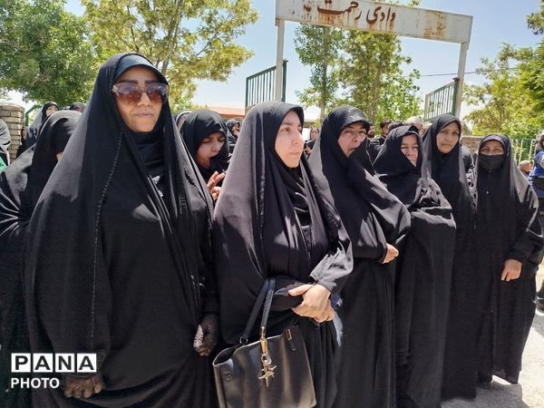 یاران چه غریبانه بودند که رفتند