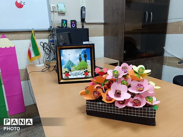گام‌های استوار دانش آموزان مدرسه «طلعت بهاری»منطقه ۱۰ در روزهای منتهی به مهر