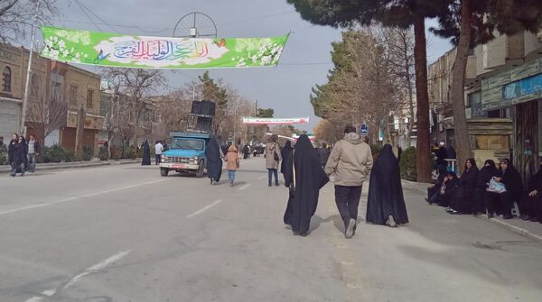 حضورگسترده مردم شریف،درراهپیمایی 22بهمن قاب هایی از همدلی