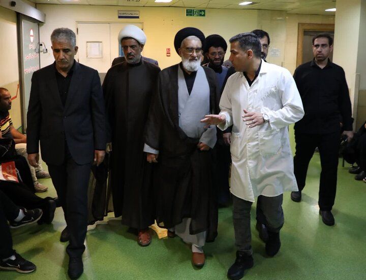 عیادت امام جمعه و استاندار قم از مجروحان حملات رژیم صهیونیستی