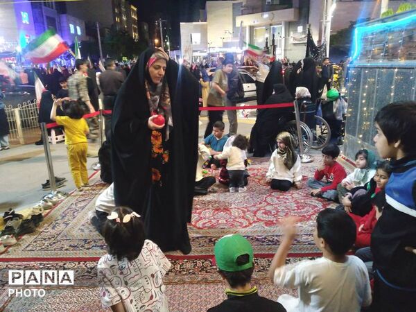 تجمع مردمی در میدان یاقوت ؛ هم‌صدایی مردم برای دفاع از خاک ایران