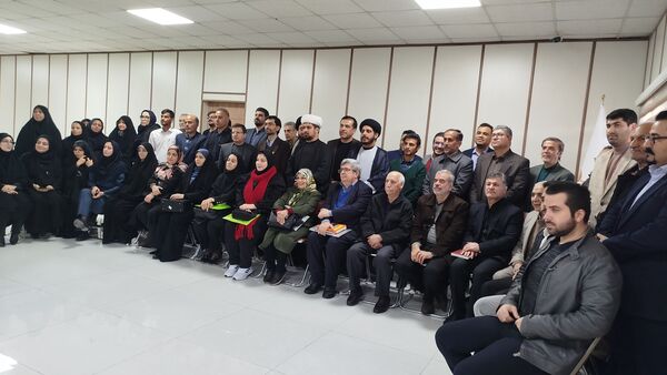 راه‌یافتن ۲۹‌معلم به مرحله نیمه‌نهایی دومین دوره جایزه‌معلم
