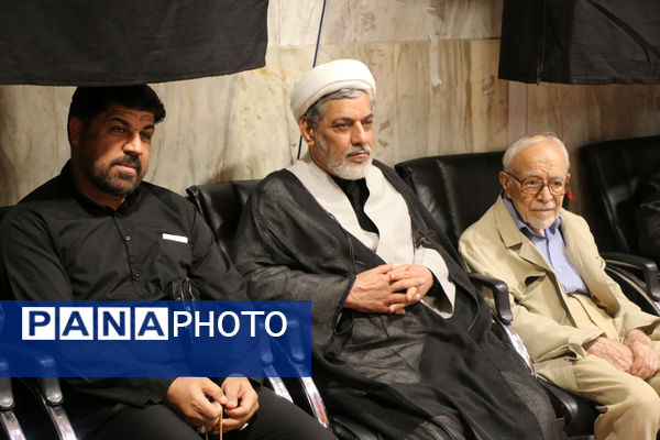 گرامیداشت سالروز وفات حضرت معصومه(س) در هیات رزمندگان قم