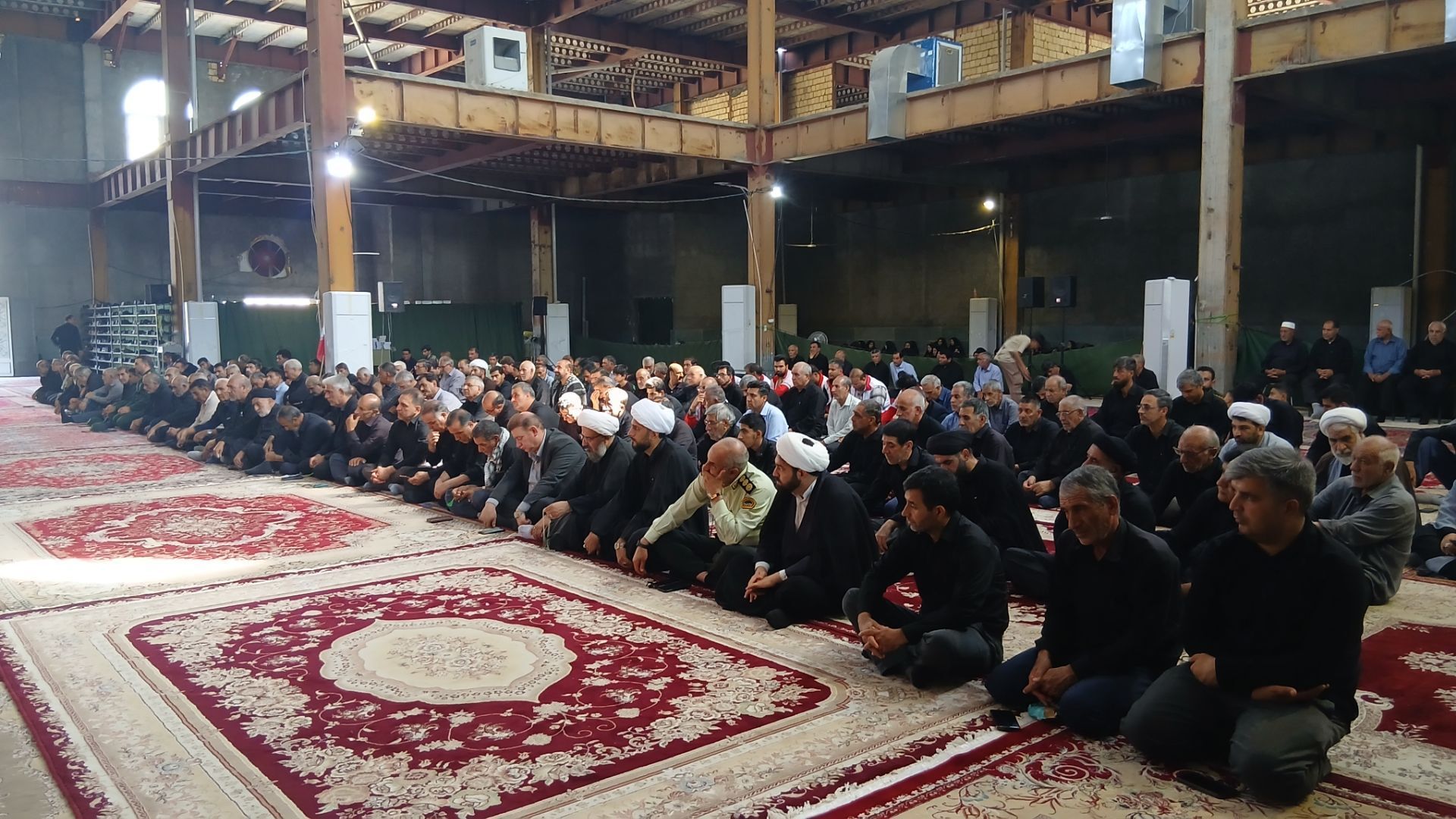 طنین فریاد «یا رسول‌الله» در مسیر میدان بسیج تا مصلی المهدی