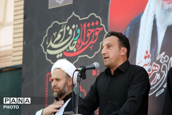 عزاداری روستای هفت خانه در زیارتگاه شهید مدسر
