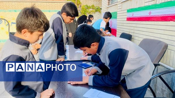 انتخابات شورای دانش‌آموزی دبستان معلم آشخانه 