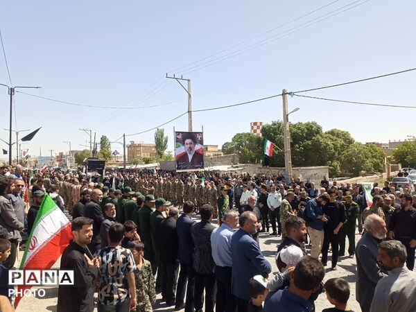 یاران چه غریبانه بودند که رفتند