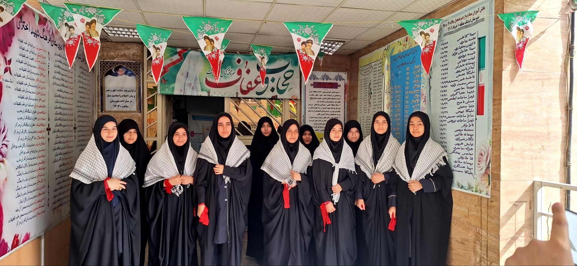 فریاد همدلی دانش‌آموزان فرهنگ شهید اختری در حمایت از فلسطین