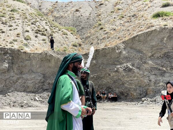 مراسم نمادین تعزیه خوانی اباعبدالله الحسین در شهر بار