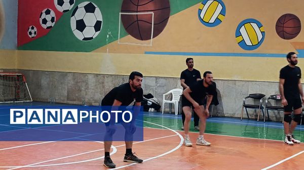 افتتاحیه مسابقات والیبال به‌مناسبت دهه مبارک فجر در نیشابور