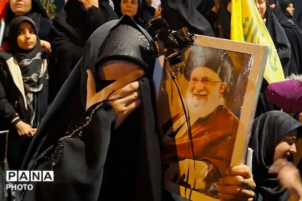 سی شب کنار هم در تجمعات خونخواهی رهبر شهید
