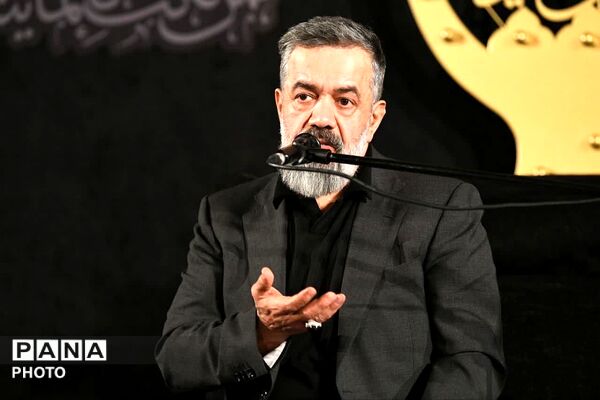 مراسم یادبود شهدای خانواده رهبر شهید در حرم حضرت عبدالعظیم حسنی علیه السلام 