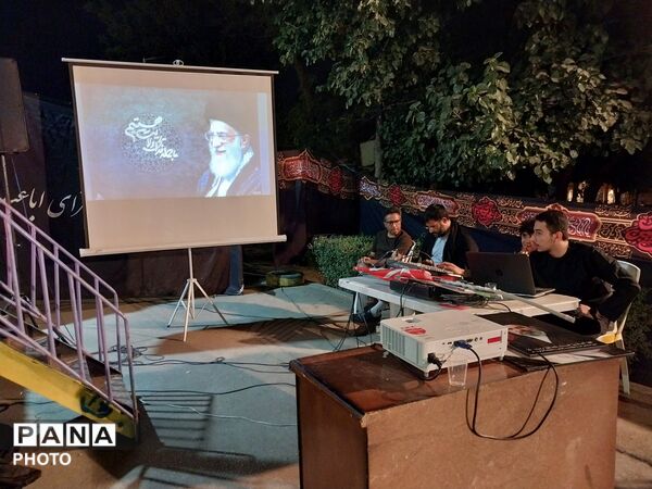 گرامیداشت چهلمین روز تدفین آقای شهید ایران و برگزاری مراسم شب شهادت امام حسن عسکری(ع) با حضور ۸۰۰ نفر